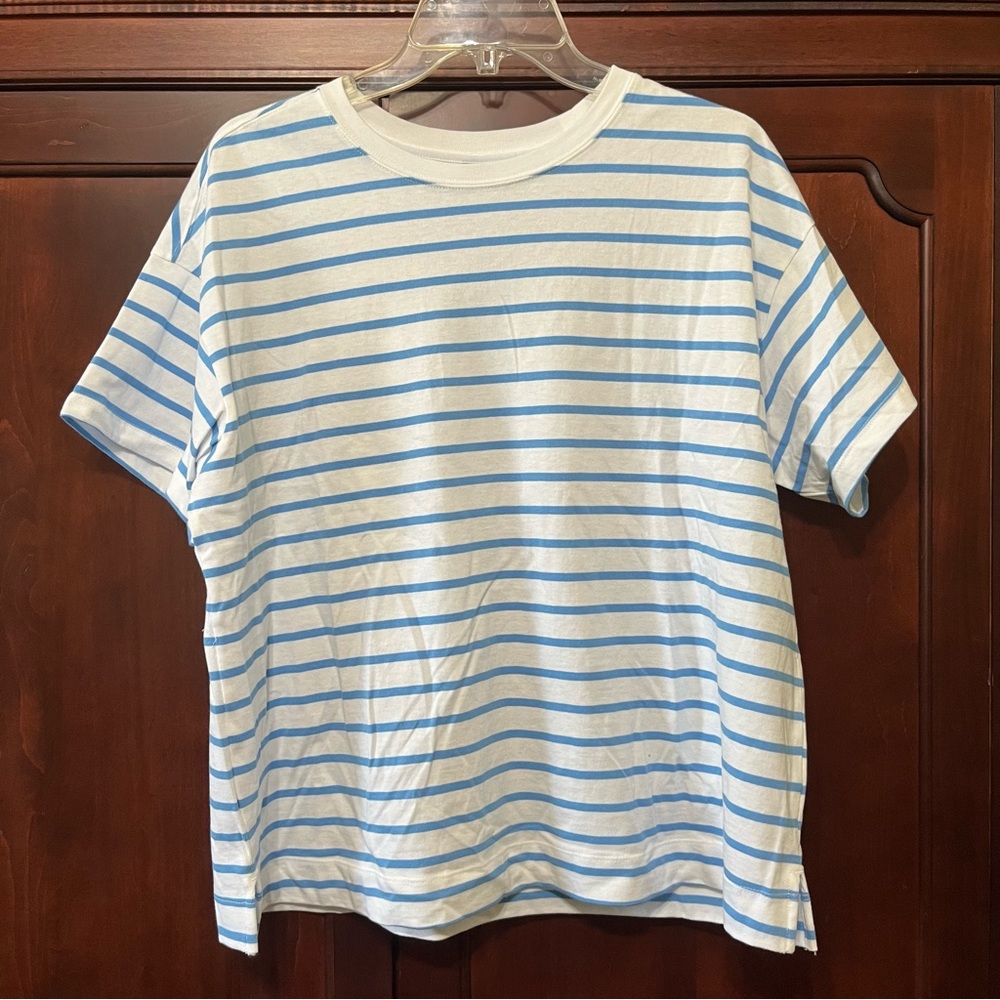 Old Navy Blue and White Striped T-Shirt